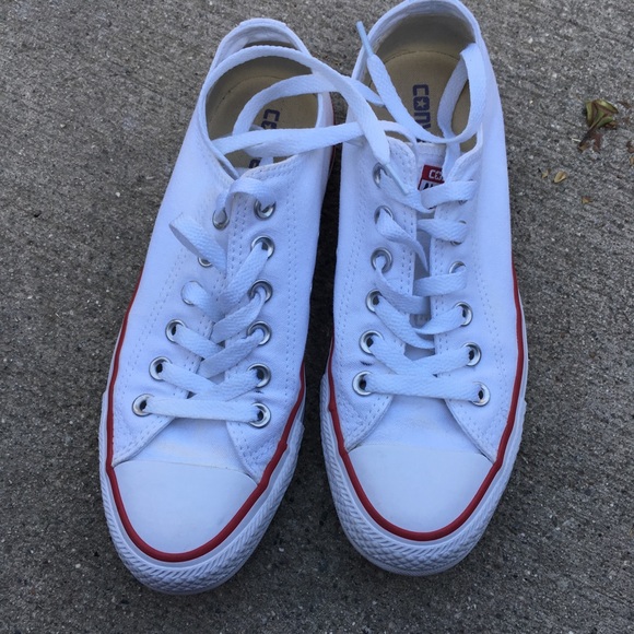 Converse Shoes - white low top all star converse